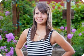 Senior Portrait Photographer in Everett, WA