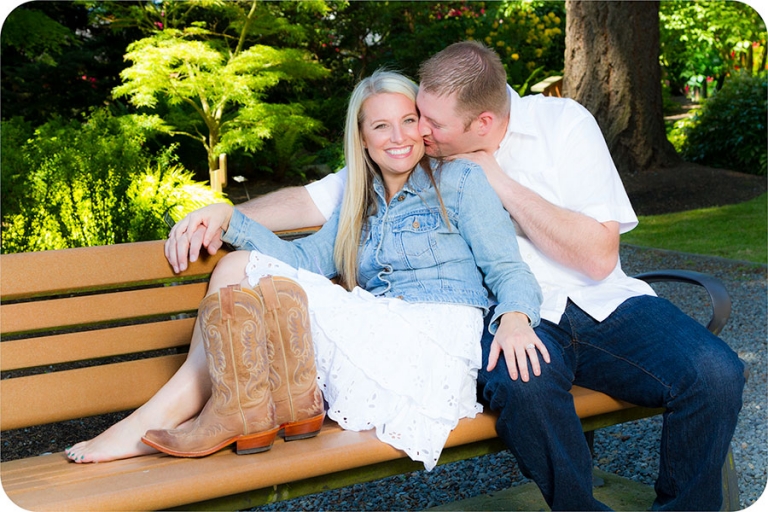 Engagement Pics in Everett