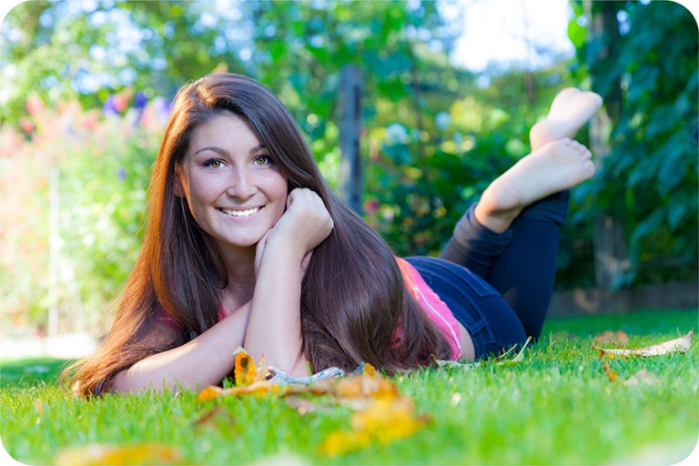 Fall Senior Pictures for Girls in Marysville, 98270
