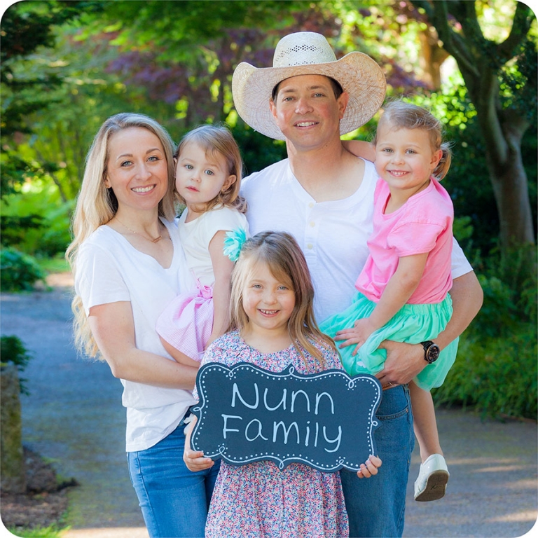 Fun and Affordable Family Portraits in Everett, WA